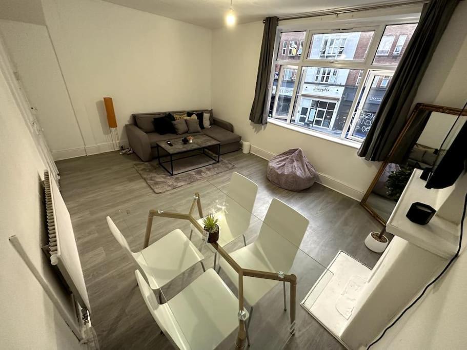 Spectacular 2 Bedroom On Tower Bridge London Exteriör bild